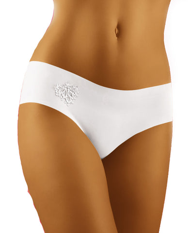 Ladies Comfortable Invisible Fabric Little Brief With Embroidery